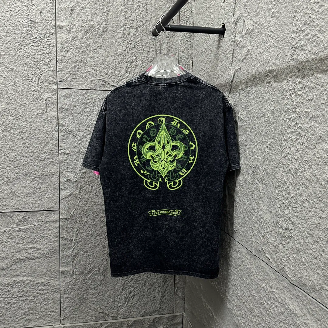 🅿️180 CH* Crow Heart* 2025 spring and summer new style Snowflake distressed washed retro round neck short sleeves Chest and front logo Horseshoe print on front and back Customized fabric Short-sleeved T-shirt Unisex Size: S M L XL XXL Color: Snowflake Black Snowflake Gray Snowflake Pink Snowflake Blue